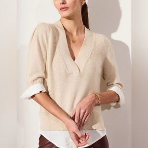 The Lucie Layered Vee Looker